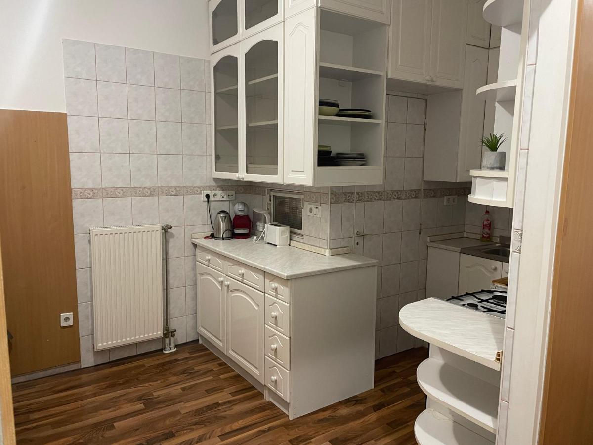 Lovely Apartment On Raday Corso Budapest Eksteriør billede