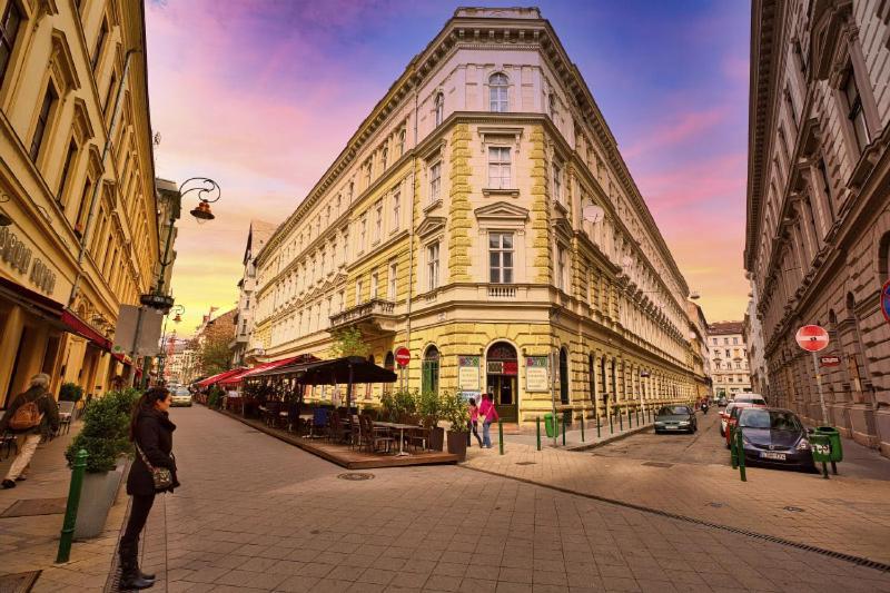 Lovely Apartment On Raday Corso Budapest Eksteriør billede